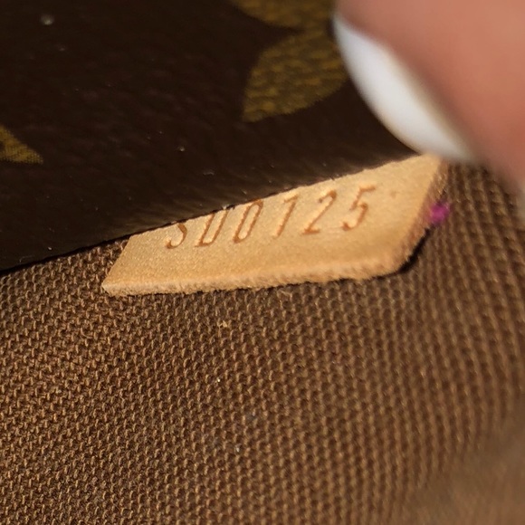 Limited Edition Louis Vuitton Bag - Picture 8 of 8